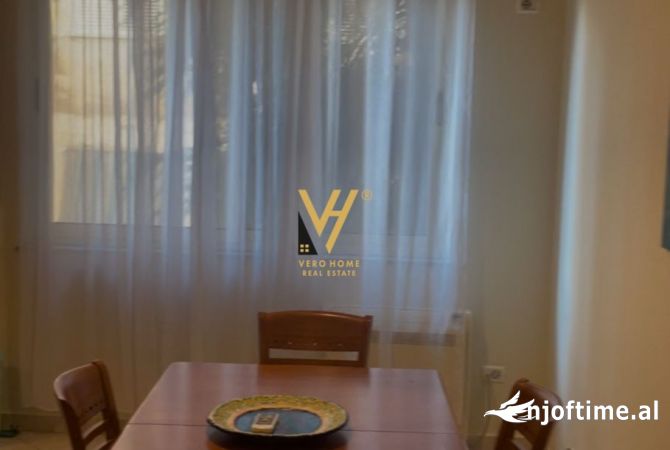 Shtepi me qera 3+1 ne Tirane - 800 Euro