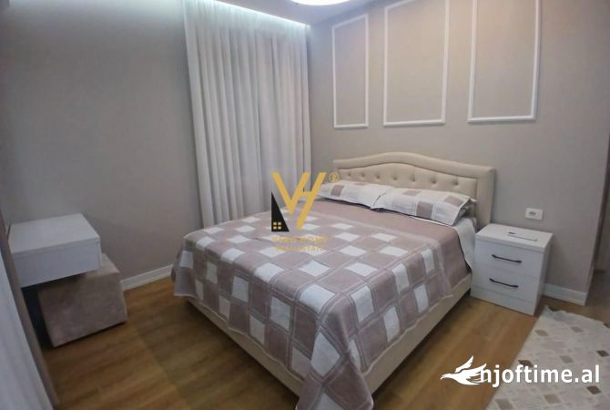 Shtepi me qera 2+1 ne Tirane - 650 Euro