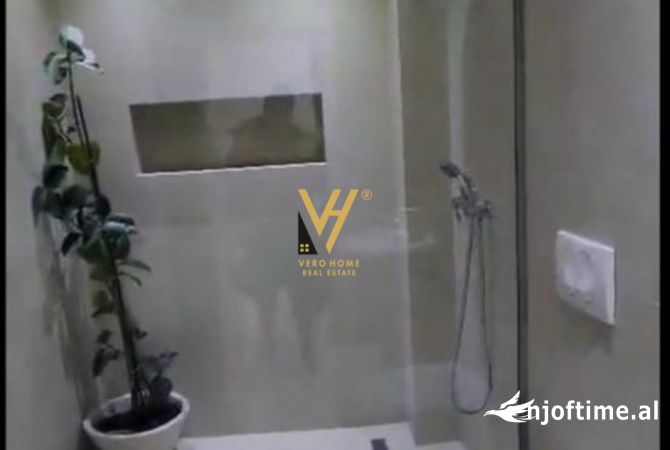 Ambient biznesi me qera 3+1 ne Tirane - 500 Euro