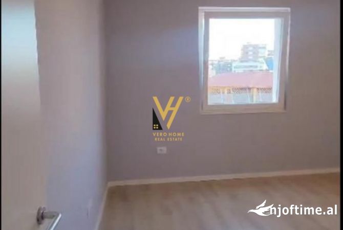 Ambient biznesi me qera 3+1 ne Tirane - 500 Euro