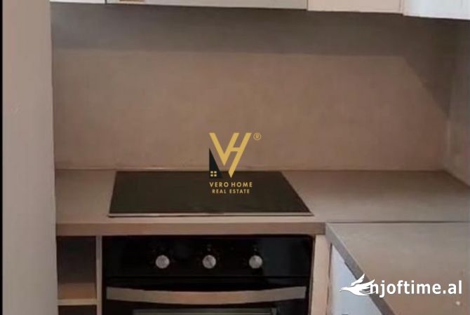 Ambient biznesi me qera 3+1 ne Tirane - 500 Euro