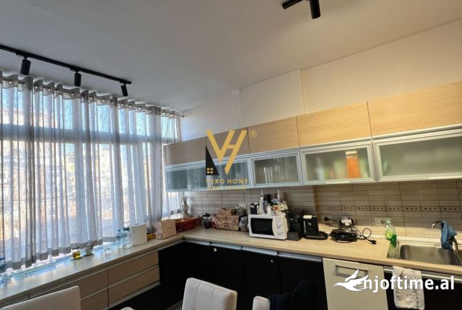 Shtepi me qera 2+1 ne Tirane - 70,000 Leke