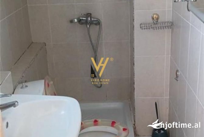 Shtepi me qera Apartament ne Tirane, 1+1, Mobilimi E mobiluar, Pagesa 450  Euro.