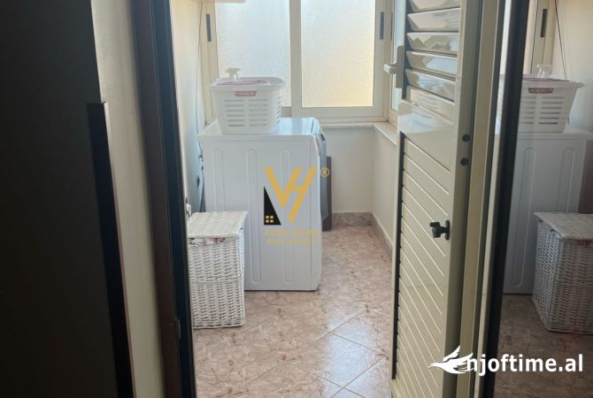 Shtepi me qera Apartament ne Tirane, 1+1, Mobilimi E mobiluar, Pagesa 700  Euro.