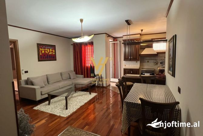 Shtepi me qera Apartament ne Tirane, 1+1, Mobilimi E mobiluar, Pagesa 700  Euro.