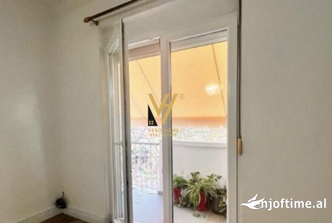 Shtepi me qera Apartament ne Tirane, 2+1, Mobilimi Bosh, pa mobiluar, Pagesa 650  Euro.