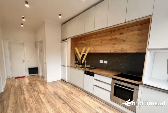 Shtepi me qera 2+1 ne Tirane - 650 Euro