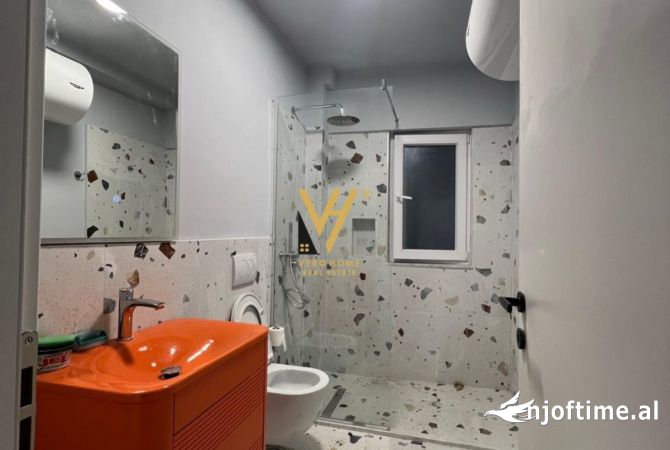 Shtepi me qera Apartament ne Tirane, 1+1, Mobilimi Pjeserisht e mobiluar, Pagesa 70,000  Leke.