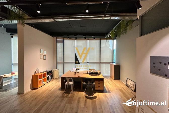 Ambient biznesi me qera 3+1 ne Tirane - 1,500 Euro