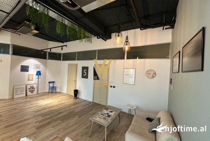 Ambient biznesi me qera 3+1 ne Tirane - 1,500 Euro