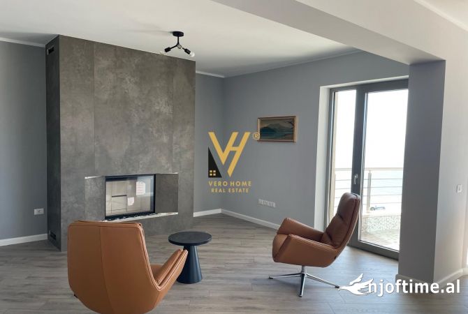 Shtepi me qera Apartament ne Vlore, 3+1, Mobilimi E mobiluar, Pagesa 2,500  Euro.