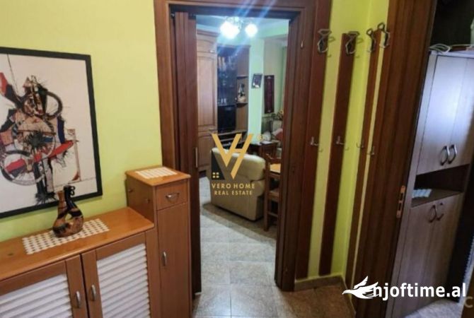 Shtepi me qera Apartament ne Tirane, 1+1, Mobilimi E mobiluar, Pagesa 550  Euro.