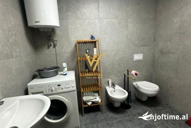 Shtepi me qera Apartament ne Tirane, 2+1, Mobilimi E mobiluar, Pagesa 700  Euro.