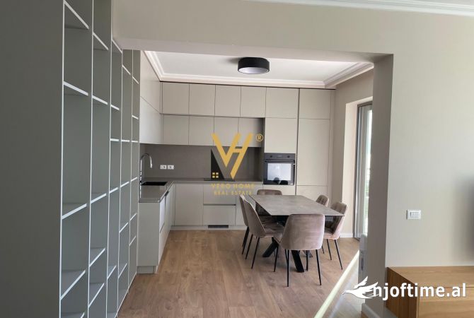 Shtepi me qera 2+1 ne Vlore - 1,250 Euro