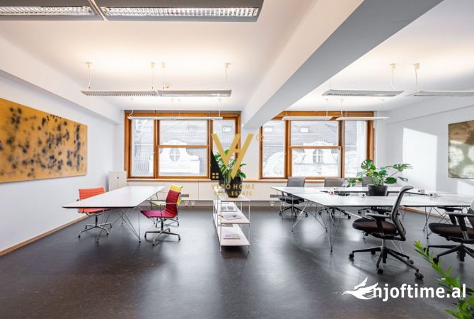 Ambient biznesi me qera 3+1 ne Tirane - 4,000 Euro