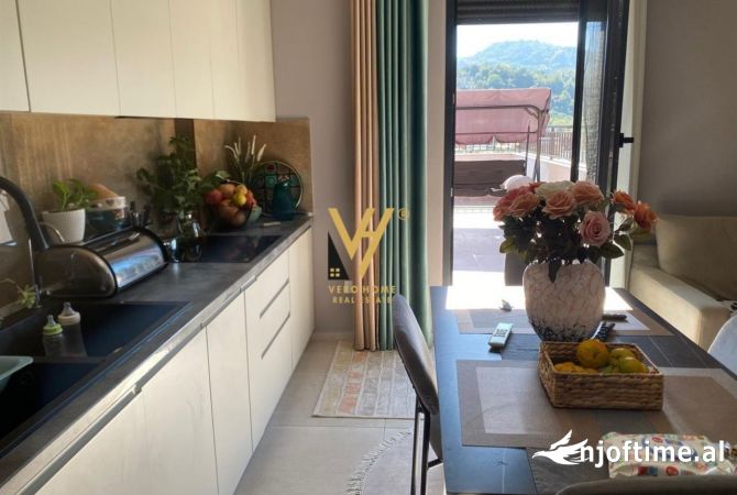 Shtepi ne shitje Apartament ne Tirane, 2+1, Mobilimi E mobiluar, Pagesa 280,000  Euro.