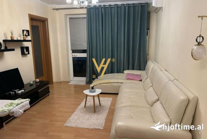 Shtepi me qera 2+1 ne Tirane - 650 Euro