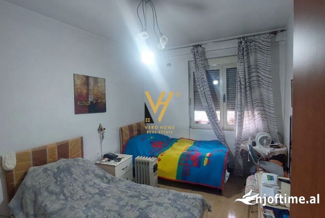 Shtepi me qera 3+1 ne Tirane - 1,000 Euro