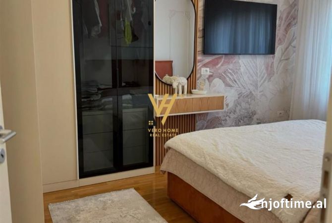 Shtepi me qera Apartament ne Tirane, 1+1, Mobilimi E mobiluar, Pagesa 1,000  Euro.