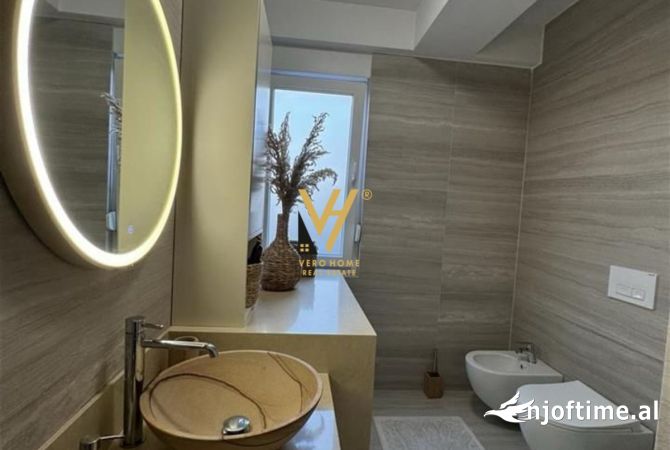 Shtepi me qera Apartament ne Tirane, 1+1, Mobilimi E mobiluar, Pagesa 1,000  Euro.