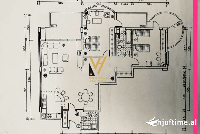 Ambient biznesi me qera 3+1 ne Tirane - 2,500 Euro
