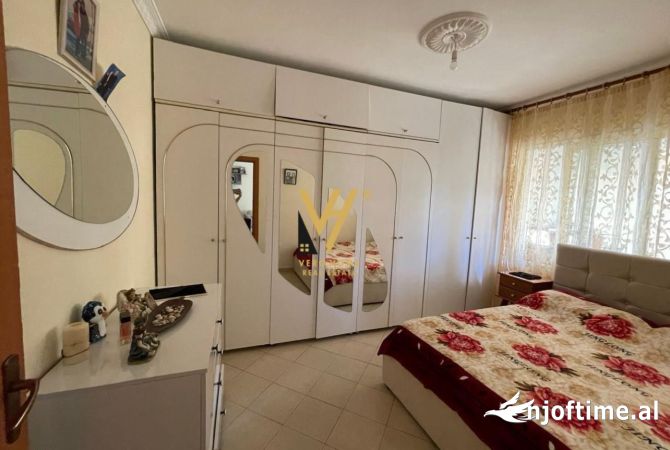 Shtepi ne shitje Apartament ne Tirane, 1+1, Mobilimi E mobiluar, Pagesa 88,000  Euro.