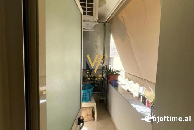 Shtepi ne shitje Apartament ne Tirane, 1+1, Mobilimi E mobiluar, Pagesa 88,000  Euro.