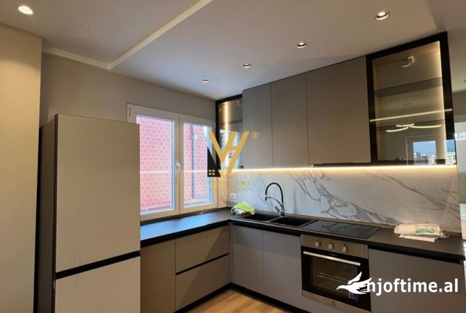 Shtepi ne shitje 1+1 ne Tirane - 165,000 Euro