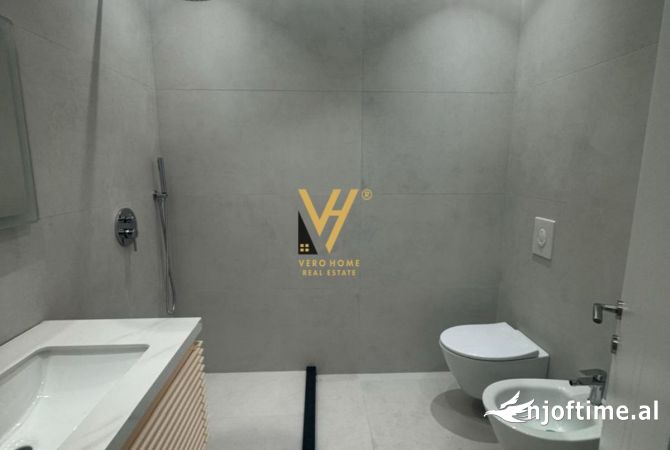 Shtepi ne shitje 1+1 ne Tirane - 180,000 Euro