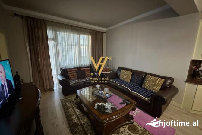 Shtepi ne shitje 3+1 ne Tirane - 350,000 Euro