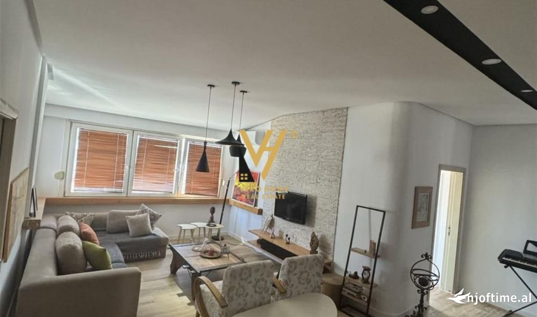 Shtepi me qera Apartament ne Tirane, 2+1, Mobilimi E mobiluar, Pagesa 800  Euro.