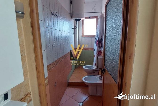 Shtepi me qera 2+1 ne Tirane - 45,000 Leke