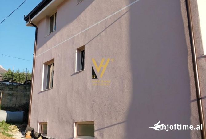 Shtepi ne shitje 4+1 ne Tirane - 412,000 Euro