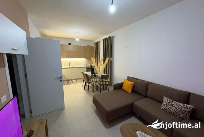 Shtepi ne shitje Shtepi Private ne Tirane, 4+1, Mobilimi E mobiluar, Pagesa 412,000  Euro.