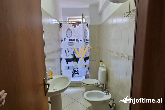 Shtepi me qera Apartament ne Tirane, 2+1, Mobilimi E mobiluar, Pagesa 50,000  Leke.