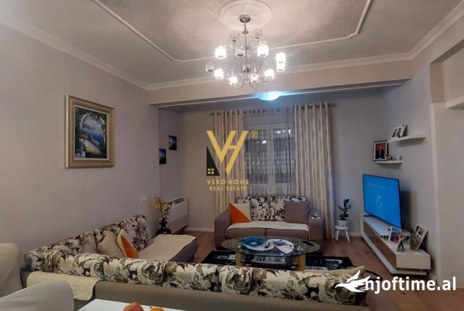 Shtepi me qera 3+1 ne Tirane - 80,000 Leke