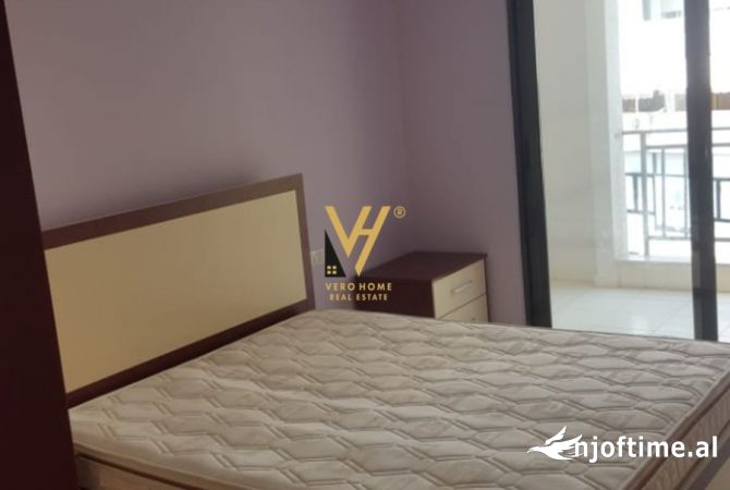 Shtepi me qera Apartament ne Tirane, 1+1, Mobilimi E mobiluar, Pagesa 450  Euro.