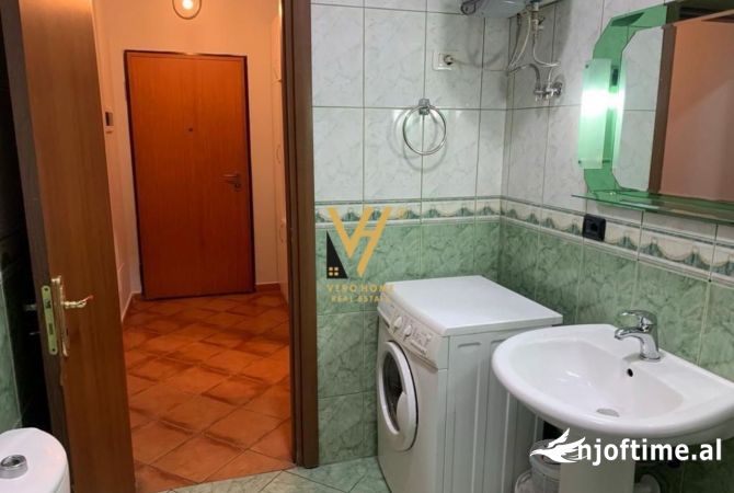 Shtepi me qera Apartament ne Tirane, 1+1, Mobilimi E mobiluar, Pagesa 500  Euro.