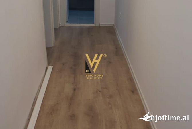 Ambient biznesi me qera 3+1 ne Tirane - 600 Euro