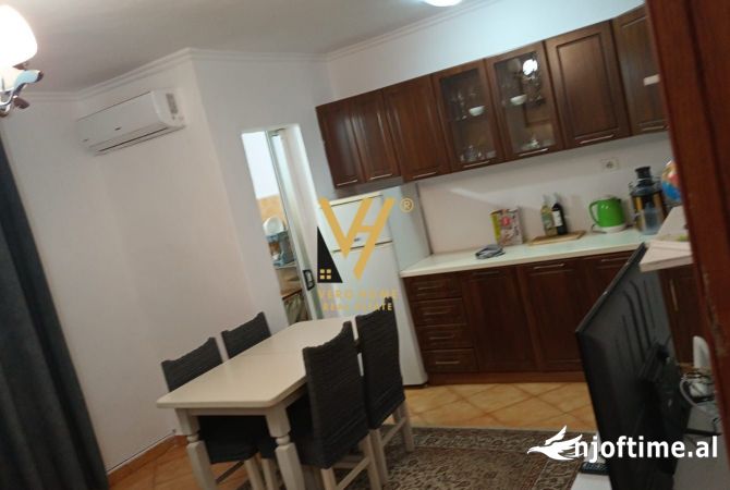Shtepi me qera 1+1 ne Tirane - 450 Euro