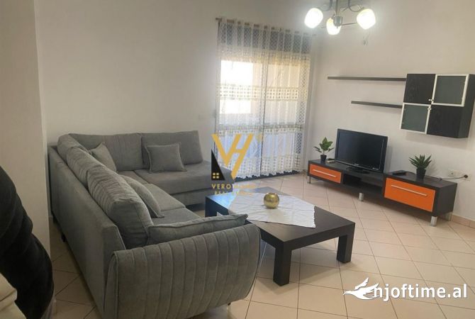 Shtepi me qera 2+1 ne Tirane - 500 Euro