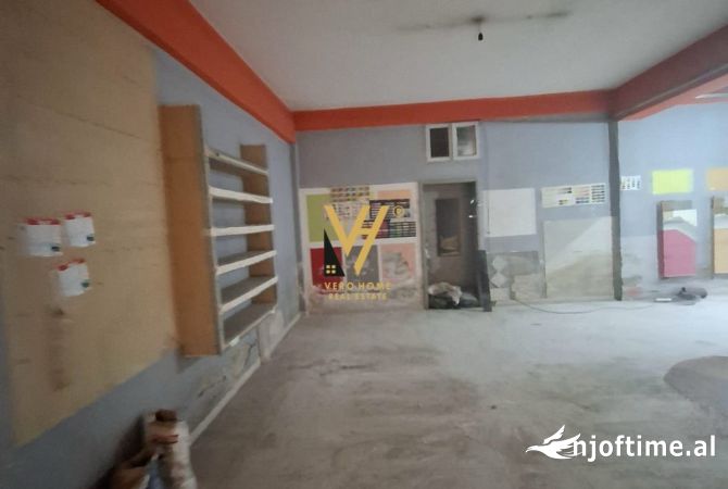 Ambient biznesi me qera 4+1 ne Tirane - 2,000 Euro