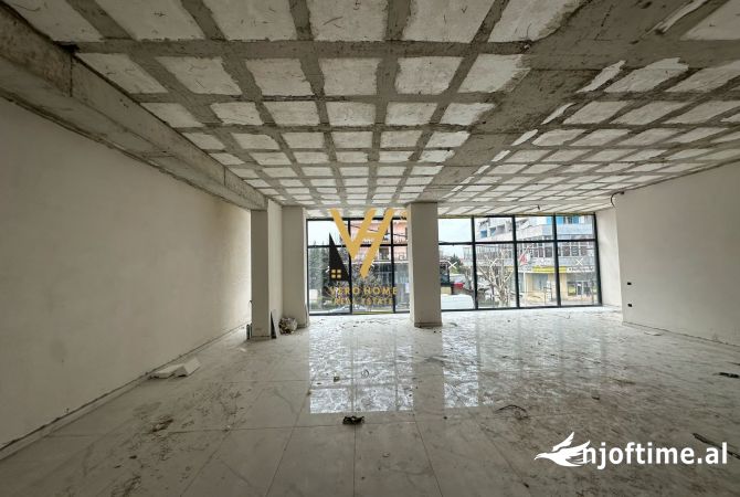 Ambient biznesi me qera 3+1 ne Tirane - 2,000 Euro