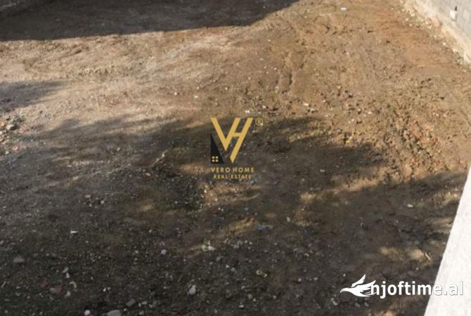 Ambient biznesi me qera 3+1 ne Tirane - 5,000 Euro