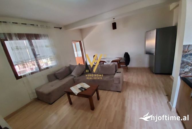 Shtepi me qera 1+1 ne Tirane - 400 Euro