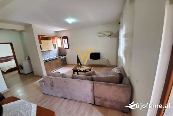 Shtepi me qera 1+1 ne Tirane - 400 Euro