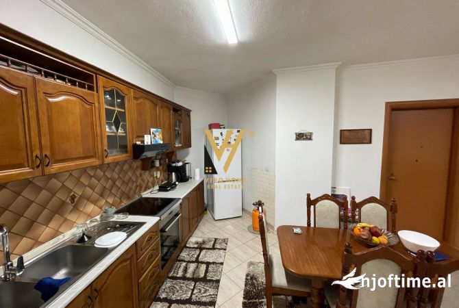 Shtepi ne shitje 2+1 ne Tirane - 215,000 Euro
