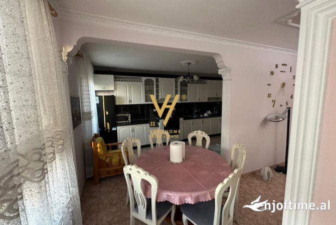 Shtepi me qera 2+1 ne Tirane - 60,000 Leke