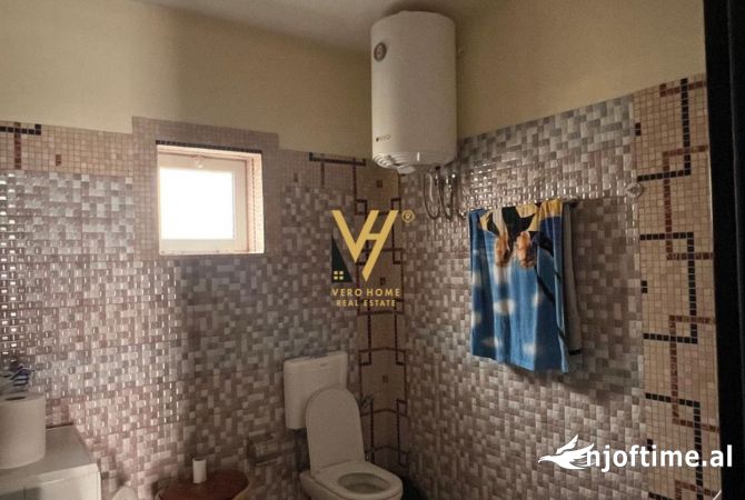 Shtepi ne shitje Vila Luksoze ne Pogradec, 7+1, Mobilimi Pjeserisht e mobiluar, Pagesa 850,000  Euro.