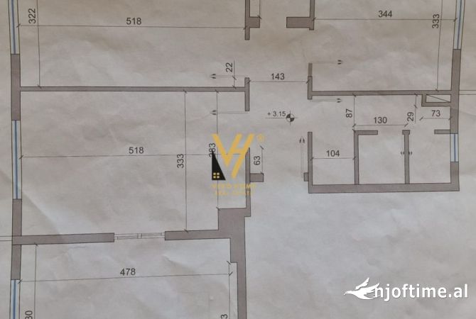 Ambient biznesi me qera 3+1 ne Tirane - 900 Euro